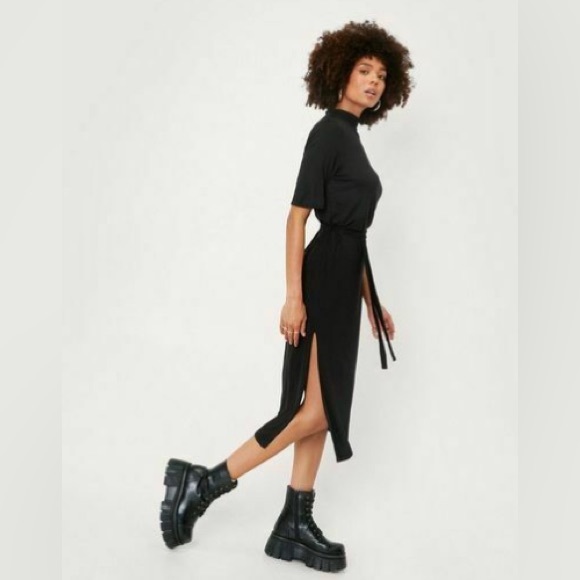 Back Belted Midi Dress - Picture 4 of 5